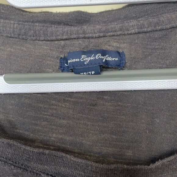 American eagle outfitter grey 3/4 sleeve lace eyelet basic shirt top size XS - Picture 5 of 6